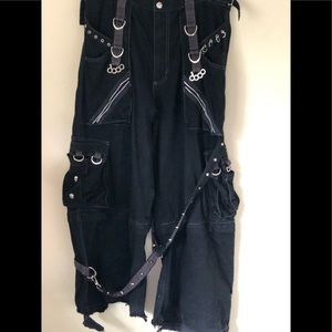 TRIPp s&m rock punk knuckles skull 36 L hot topic